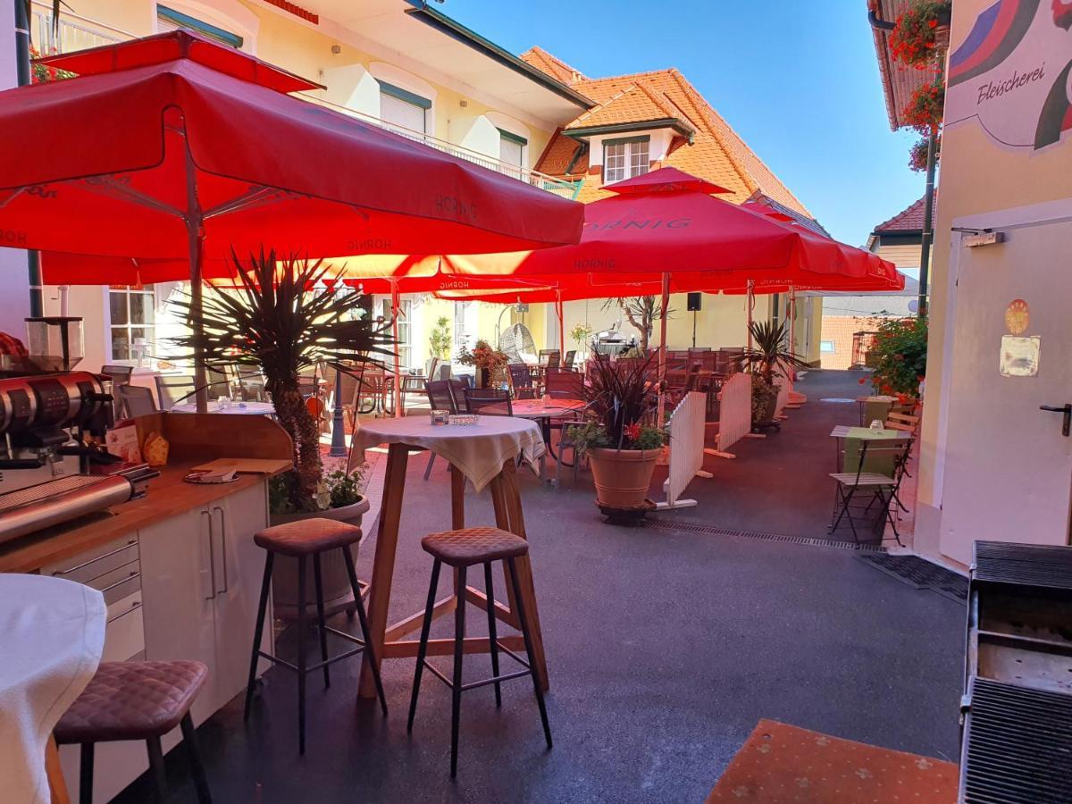Hotel-Gasthof-Fleischerei - Zur Alten Post Schwanberg Bagian luar foto