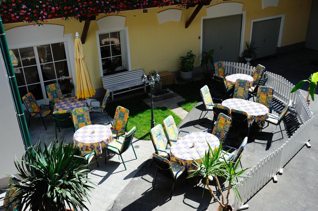 Hotel-Gasthof-Fleischerei - Zur Alten Post Schwanberg Bagian luar foto