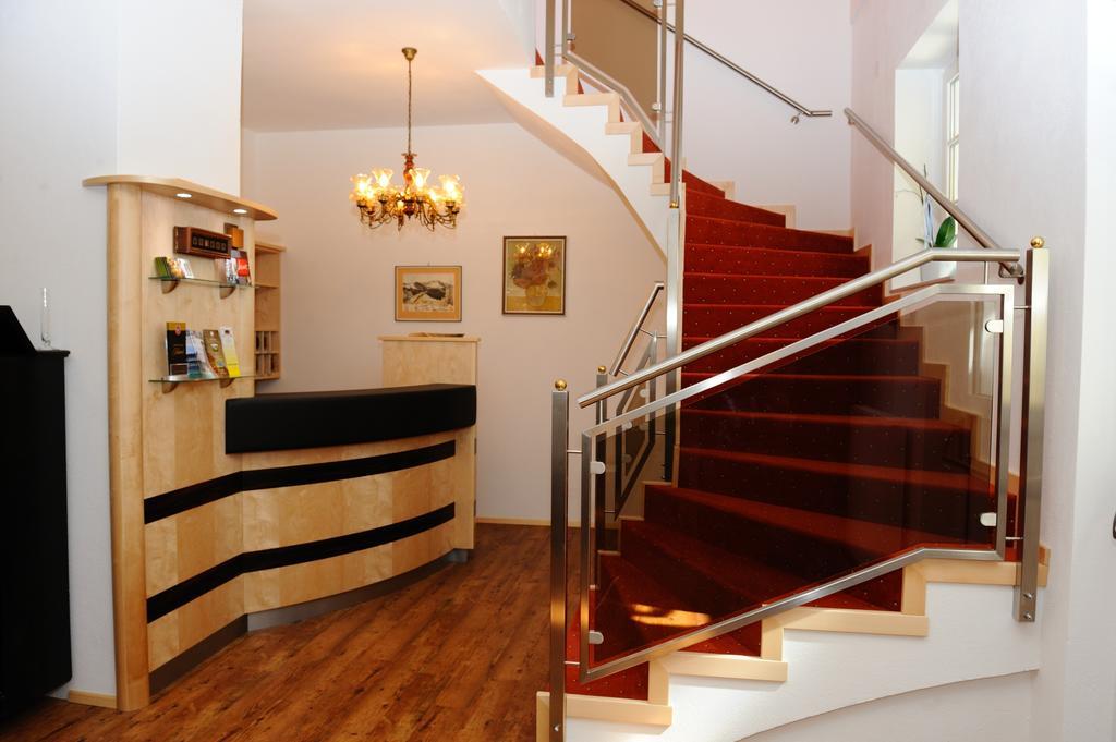 Hotel-Gasthof-Fleischerei - Zur Alten Post Schwanberg Bagian luar foto