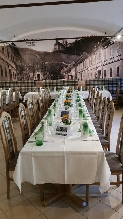 Hotel-Gasthof-Fleischerei - Zur Alten Post Schwanberg Bagian luar foto